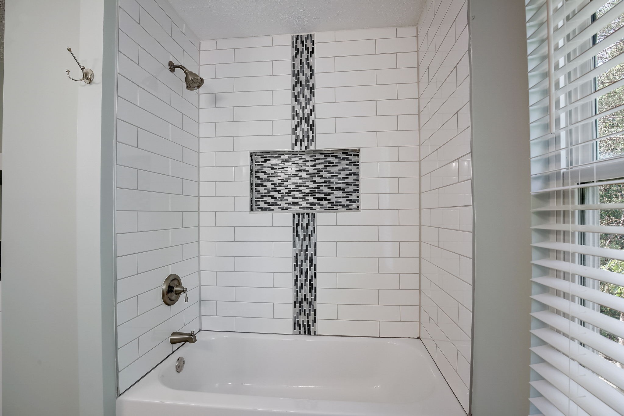 861 Bishopsgate Road Antioch, TN 37013 - Photo 21 of 33 a bathroom with a shower