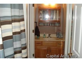 74 Holliday Springfield, IL 62702 - Photo 10 of 24