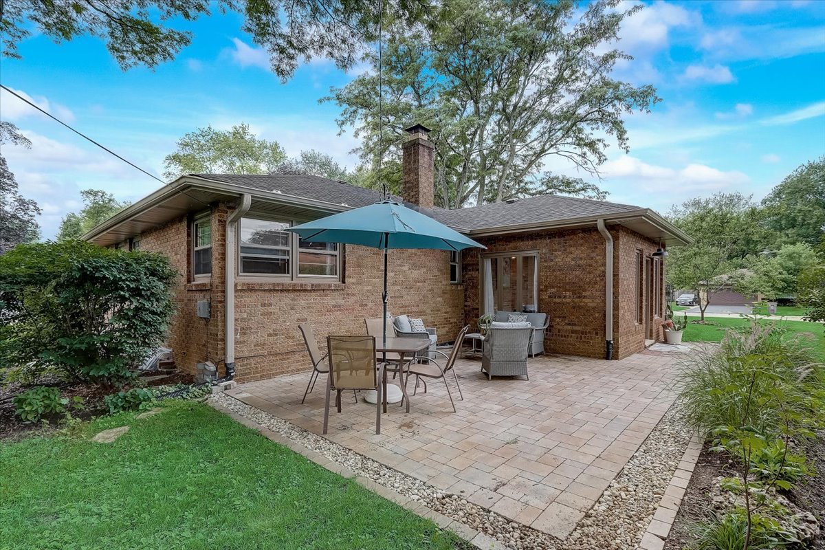 625 Deerpath Road East Dundee, IL 60118 - Photo 31 of 38