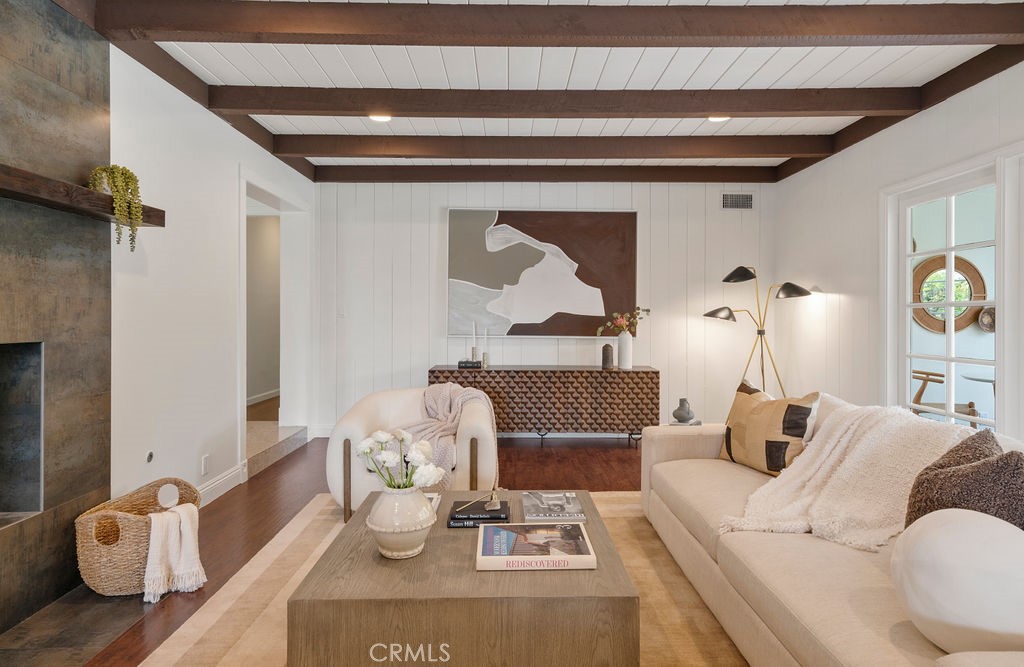 840 Rainbow Drive Glendora, CA 91741 - Photo 19 of 74 a living room with furniture and wooden floor