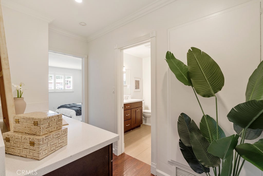 840 Rainbow Drive Glendora, CA 91741 - Photo 33 of 74 a living room with furniture and a potted plant
