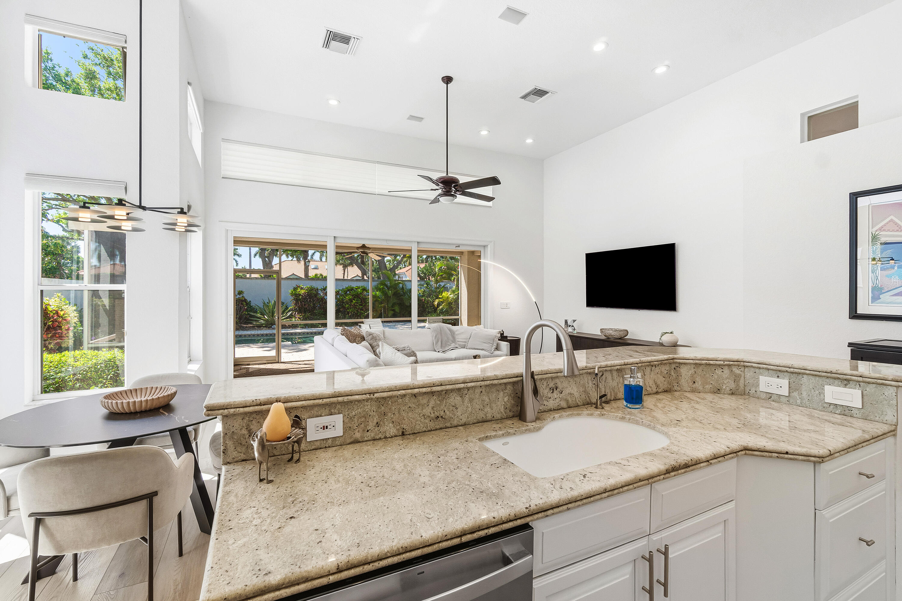 6213 Northwest 21st Court Boca Raton, FL 33496 - Photo 18 of 63 Kitchen