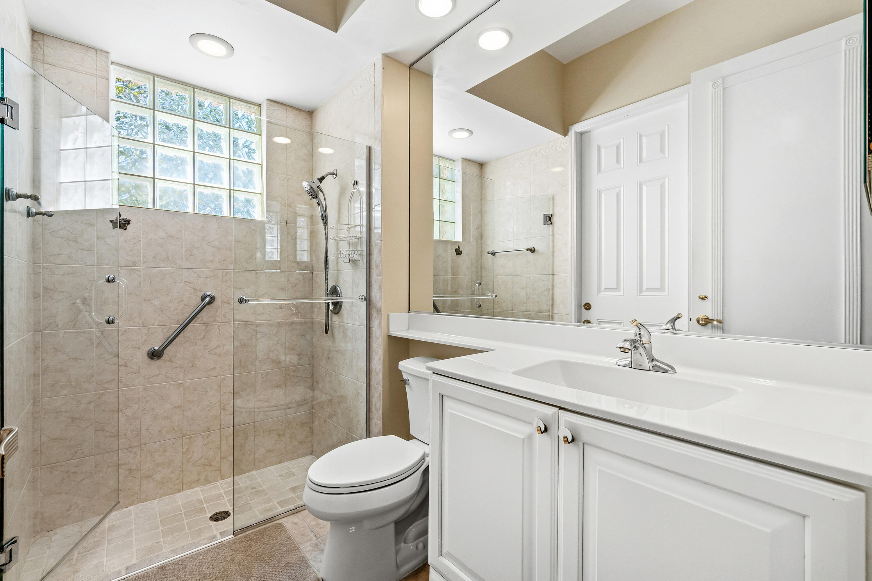 6213 Northwest 21st Court Boca Raton, FL 33496 - Photo 27 of 63 Second Primary Bathroom