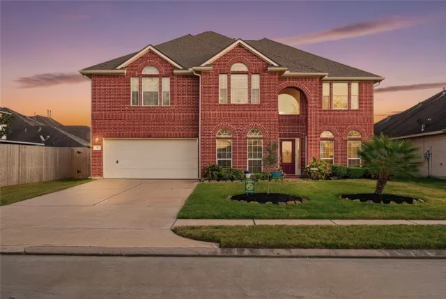 $499,000 | 28 Atascadero Drive, Manvel, TX 77578