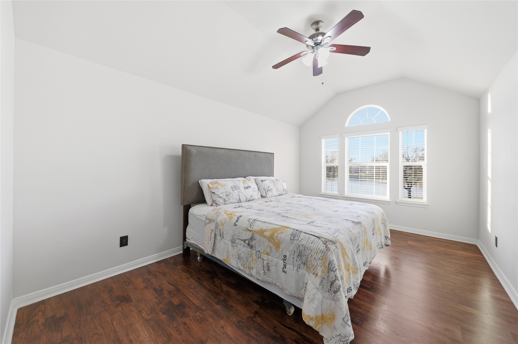 28 Atascadero Drive Manvel, TX 77578 - Photo 33 of 50