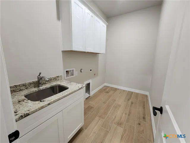 $689,000 | 637 Bald Eagle Loop, Salado, TX 76571