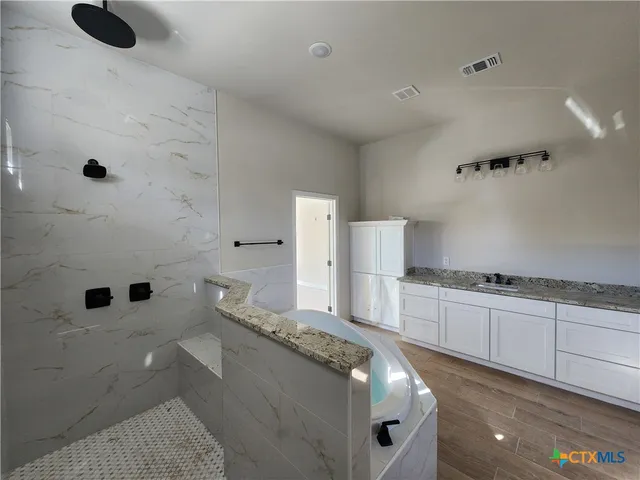 $689,000 | 637 Bald Eagle Loop, Salado, TX 76571