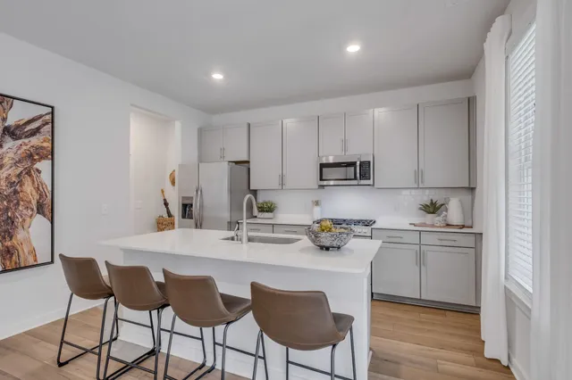 $415,990 | 1231 Ross Farms Boulevard, Clarksville, TN 37043