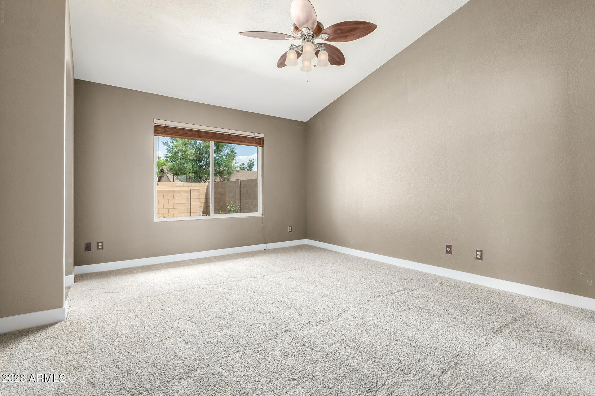 1714 West Manor Street Chandler, AZ 85224 - Photo 12 of 38 16 Manor