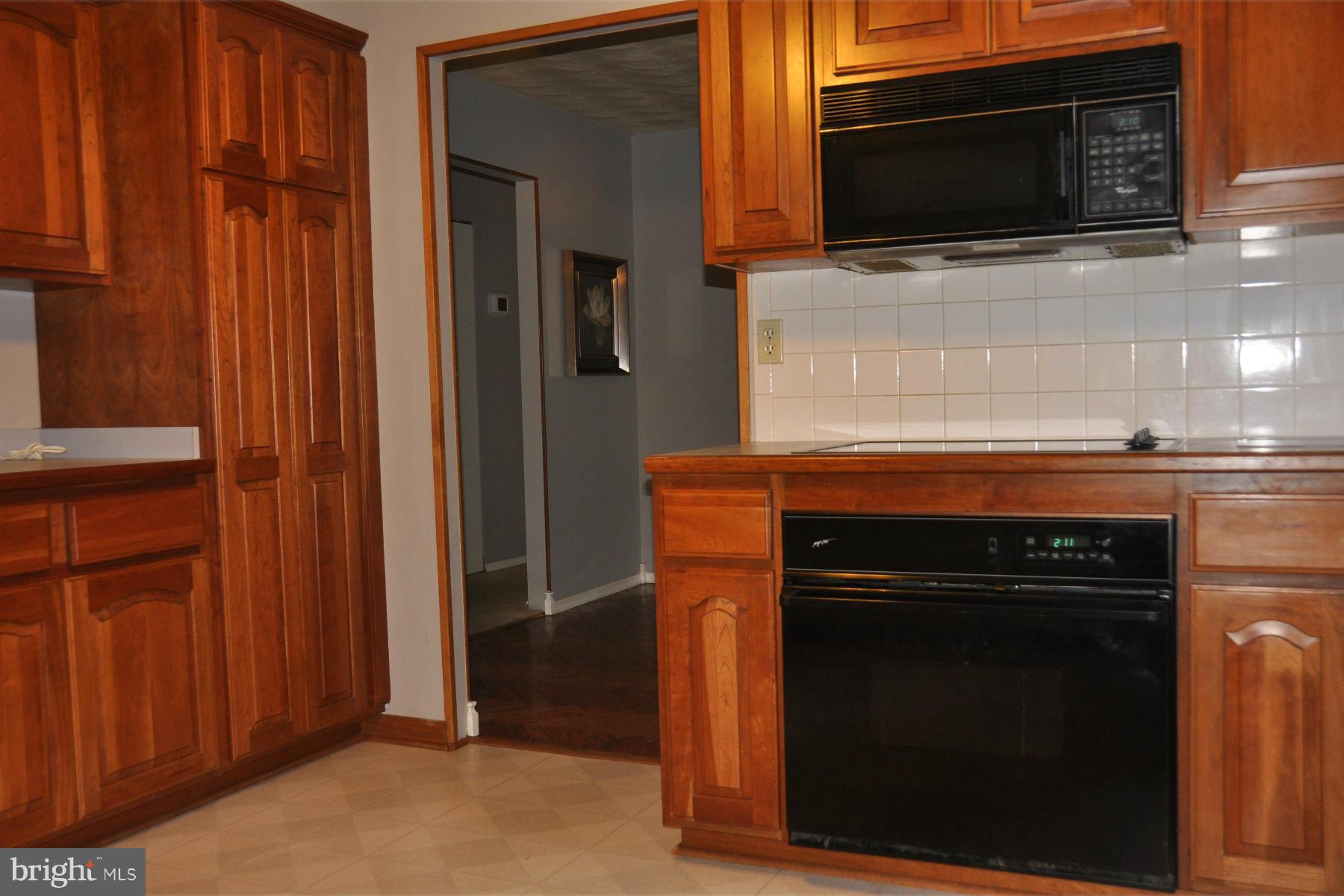 7874 Chalice Road Severn, MD 21144 - Photo 8 of 11 Interior (General)