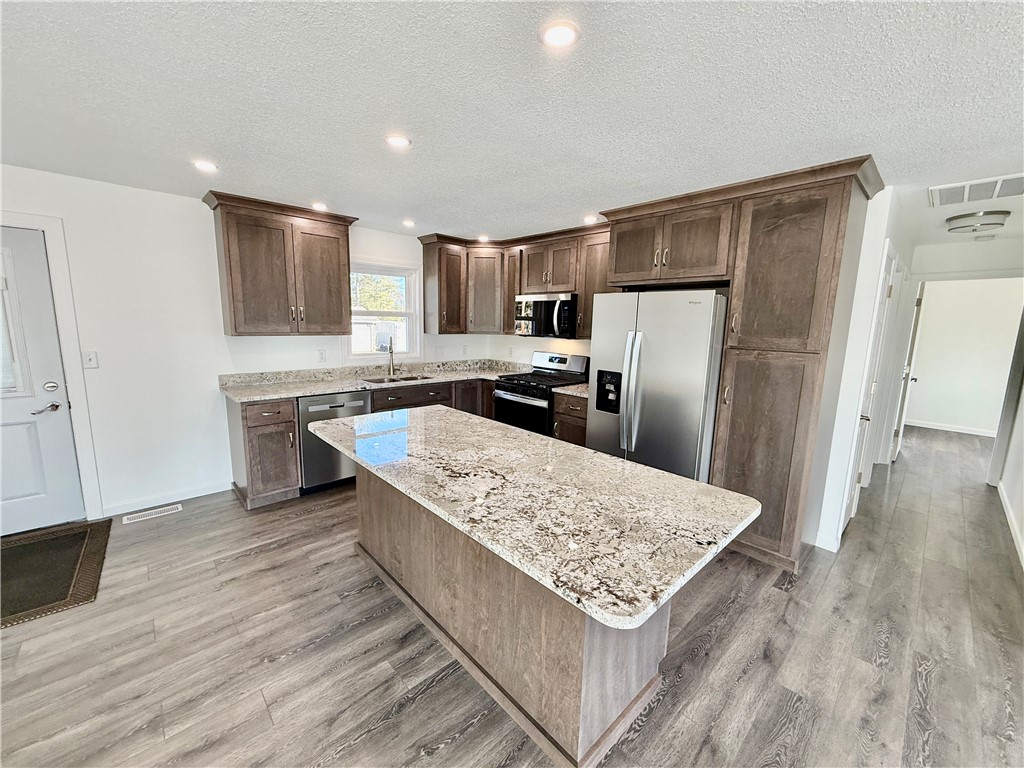 1952 South Westgate Drive Decatur, IL 62521 - Photo 6 of 24