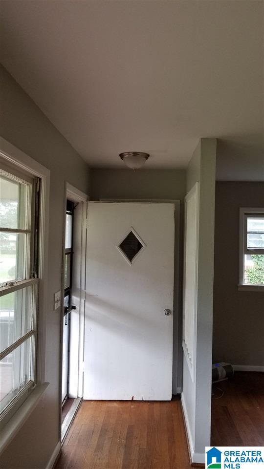 849 Center Way Southwest Birmingham, AL 35211 - Photo 4 of 22