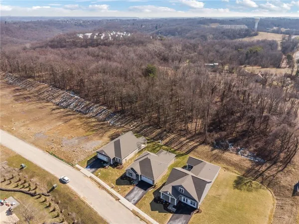 $463,435 | 206 Walton Circle, Aliquippa, PA 15001