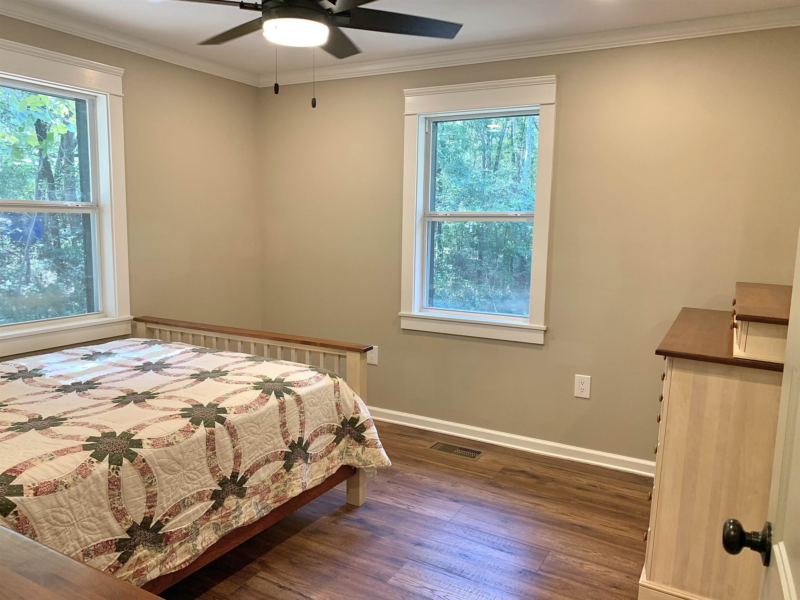 17 Cr 747 Road Walnut, MS 38683 - Photo 13 of 35 a bedroom with a bed and a window