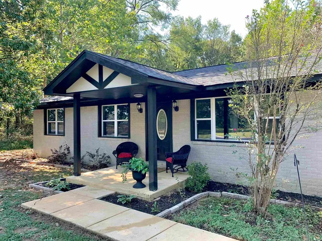 $206,000 | 17 Cr 747 Road, Walnut, MS 38683