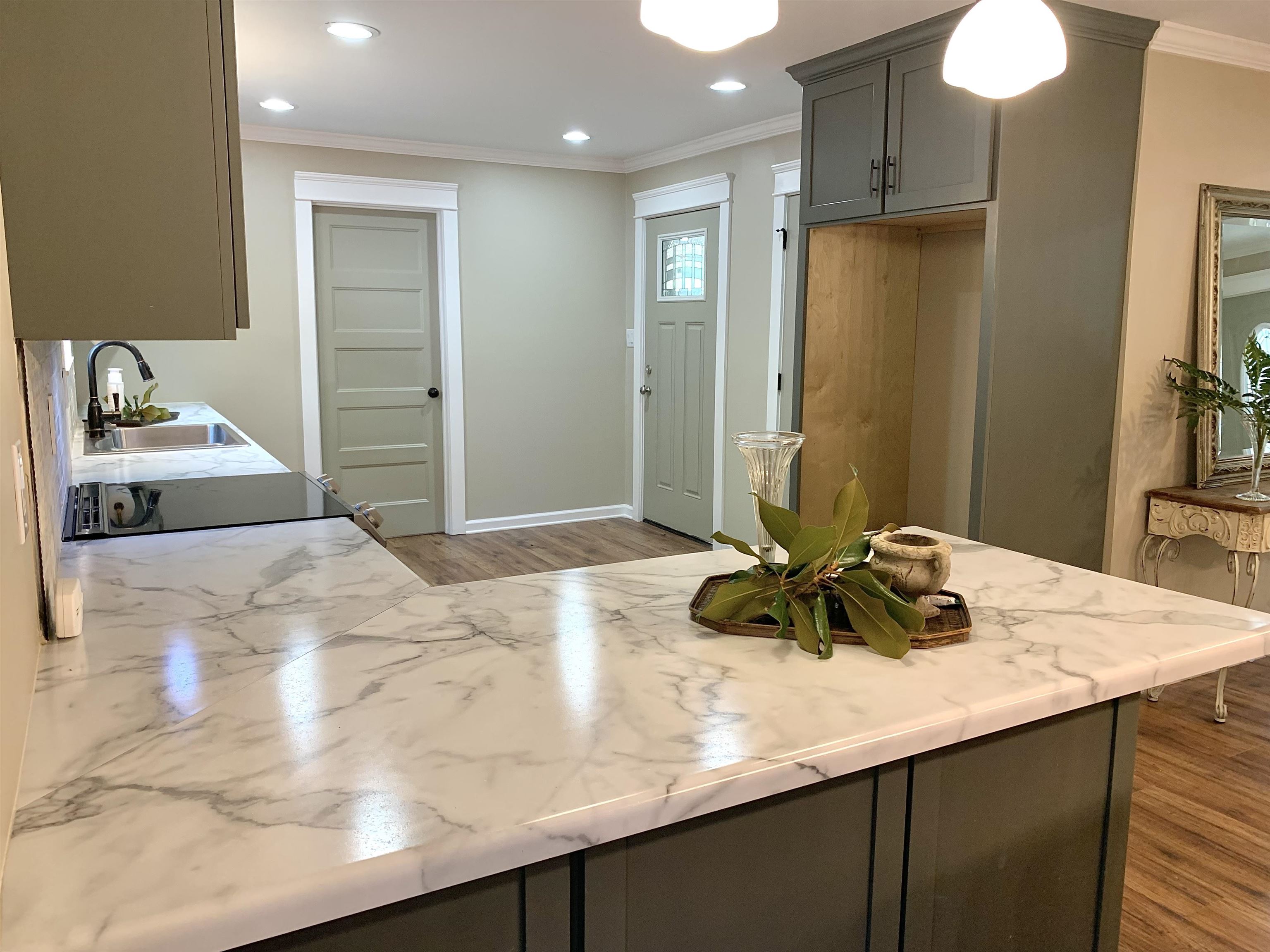 17 Cr 747 Road Walnut, MS 38683 - Photo 10 of 35 a bathroom with a sink and a mirror