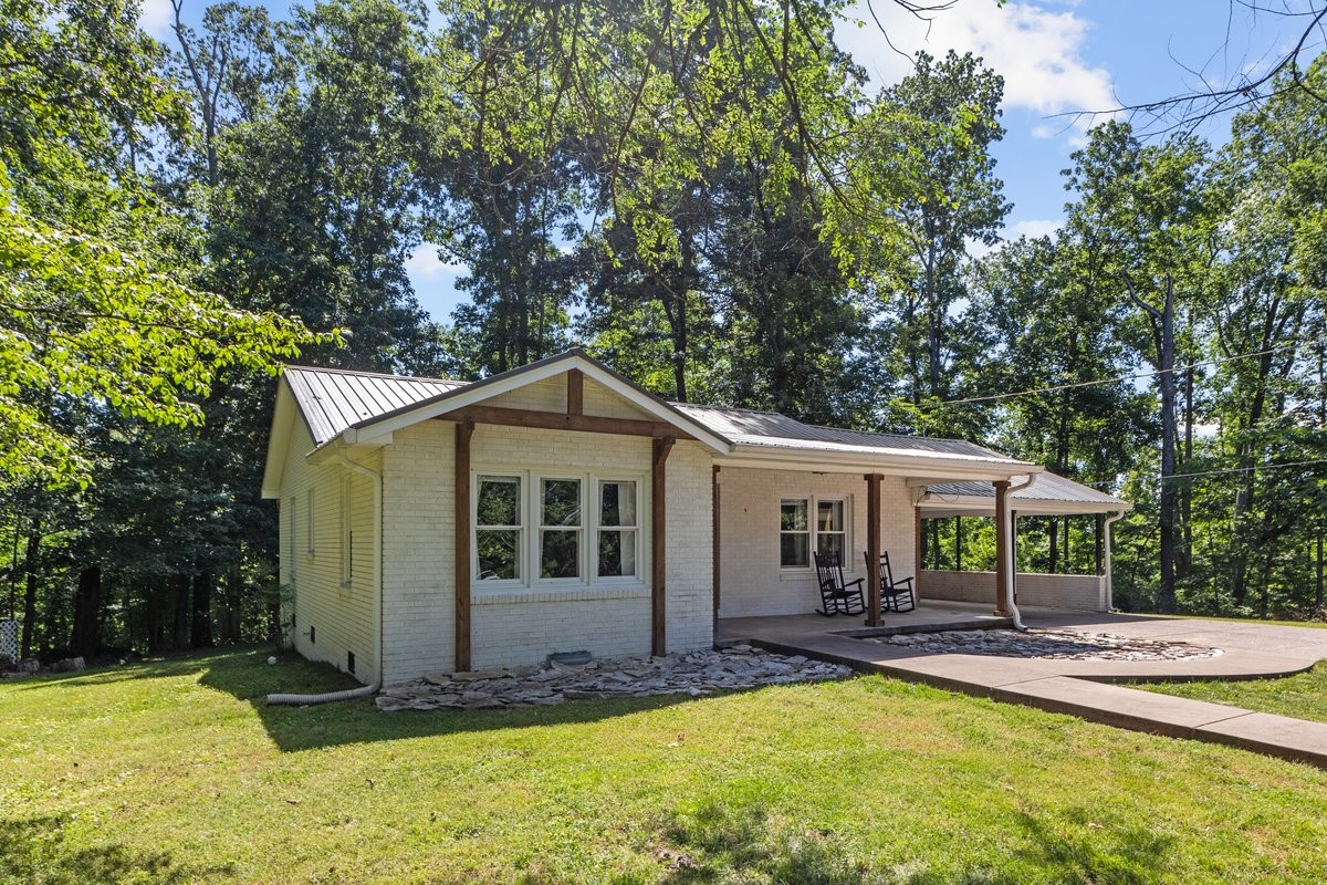 2034 Church Road Clarksville, TN 37040 - Photo 2 of 29 Gallery Image 2