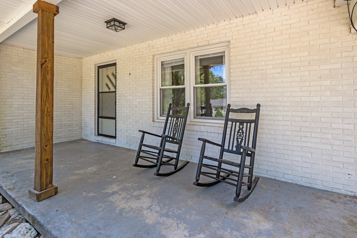 2034 Church Road Clarksville, TN 37040 - Photo 5 of 29 Gallery Image 5
