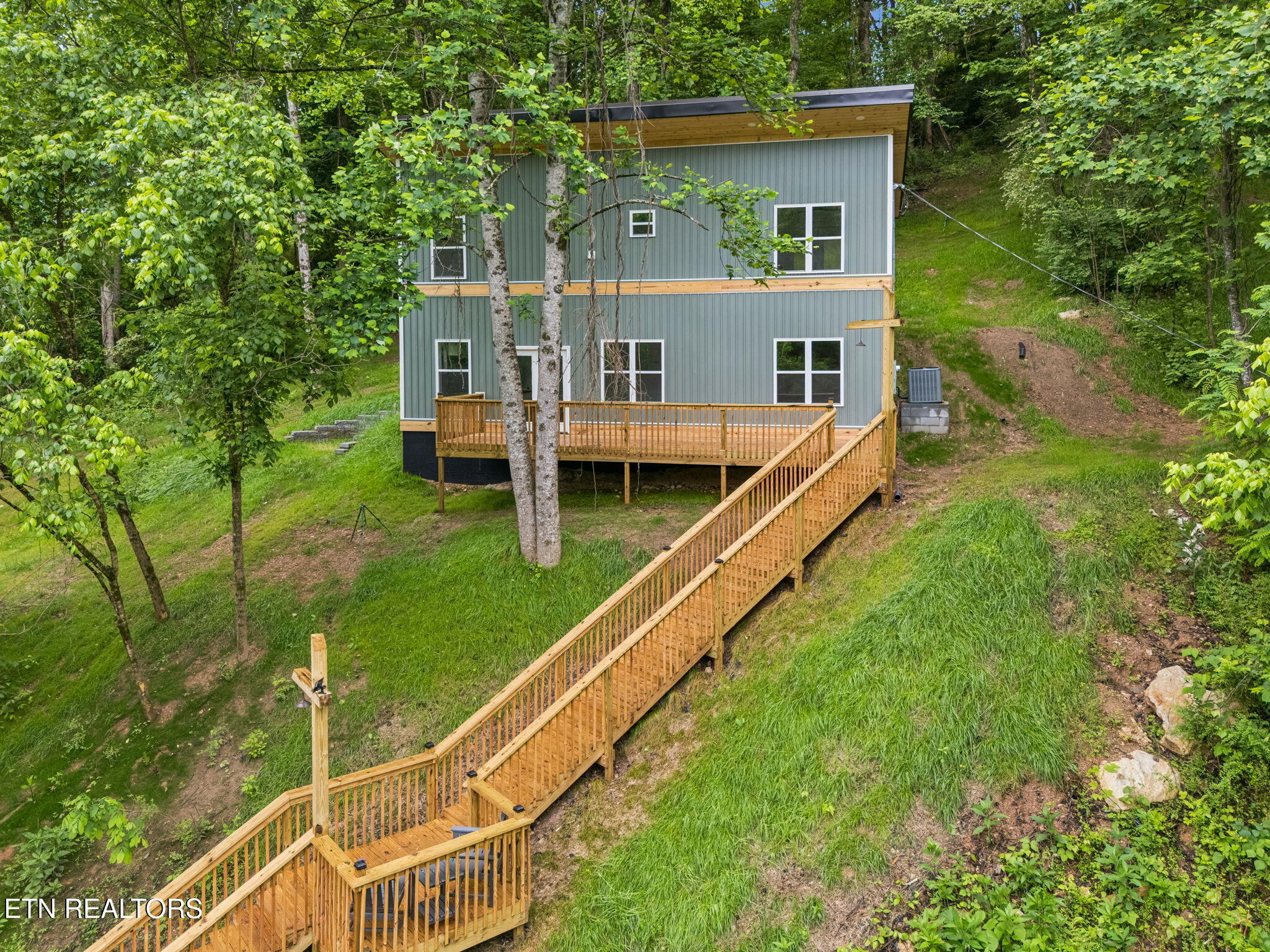 213 Hidden Valley Road Clinton, TN 37716 - Photo 1 of 34 30-213 Hidden Valley Rd - 030