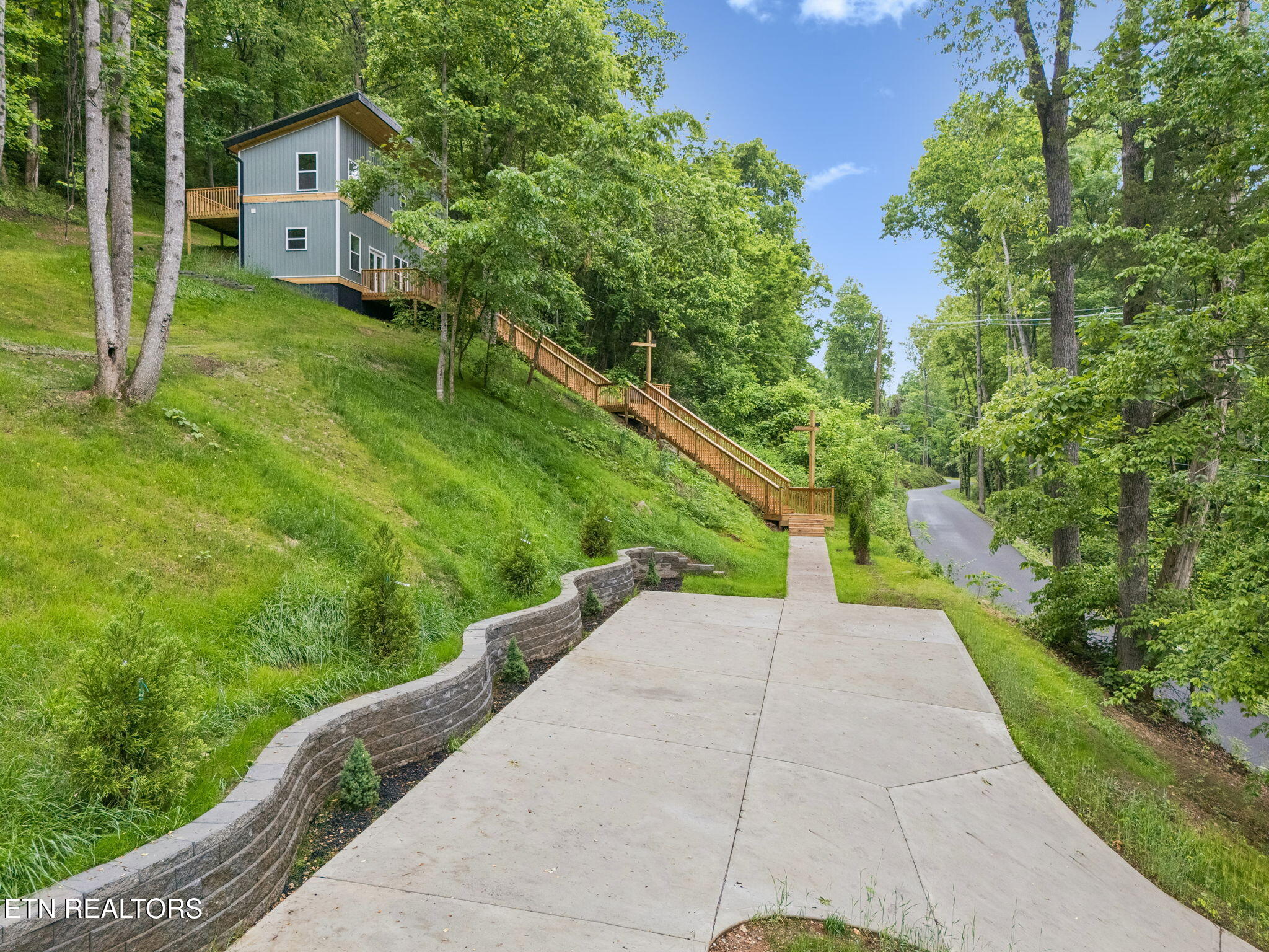 213 Hidden Valley Road Clinton, TN 37716 - Photo 33 of 34 33-213 Hidden Valley Rd - 033