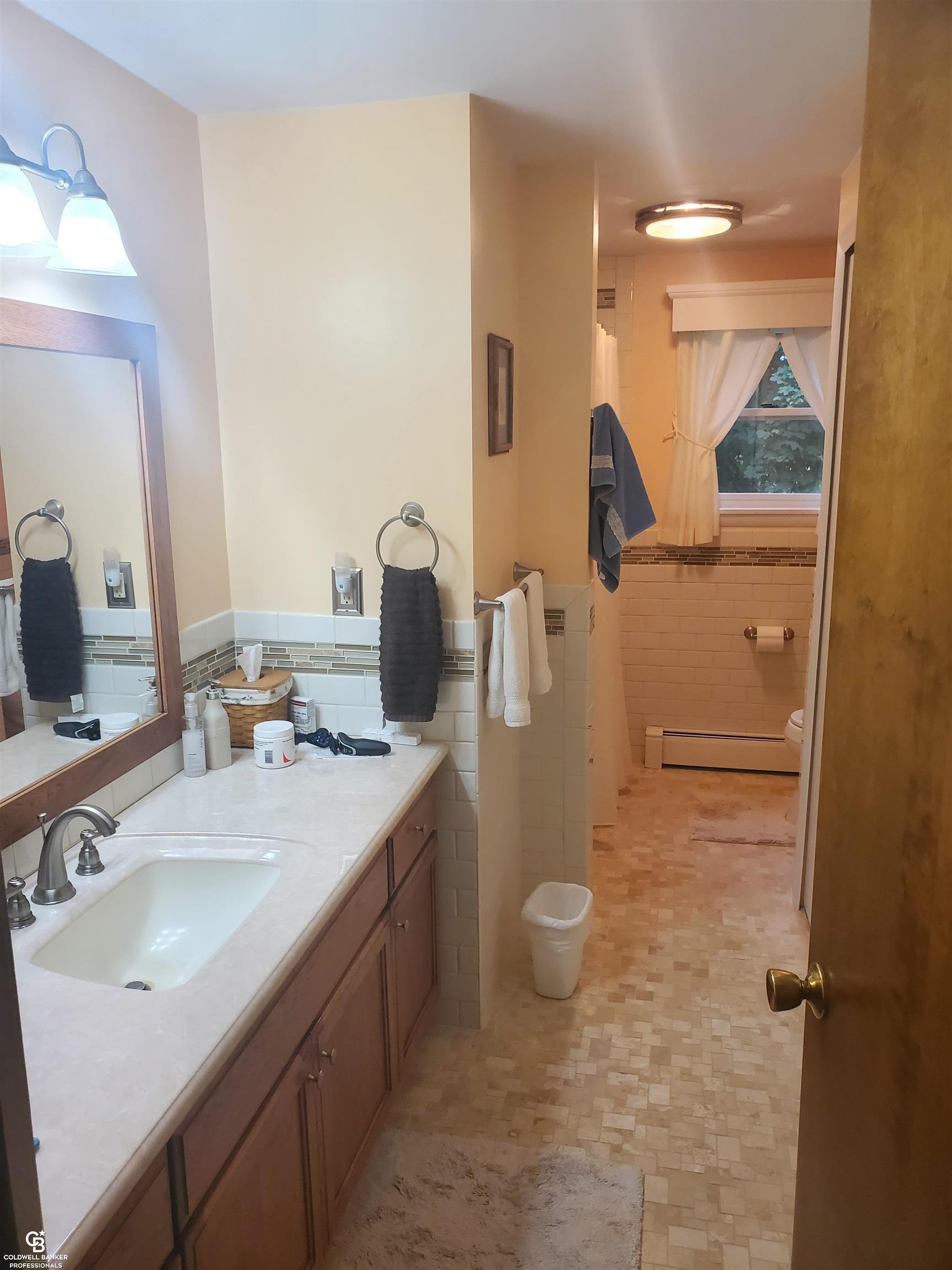 10430 Foley Road Avoca, MI 48006 - Photo 28 of 31 Bath 1 View 2