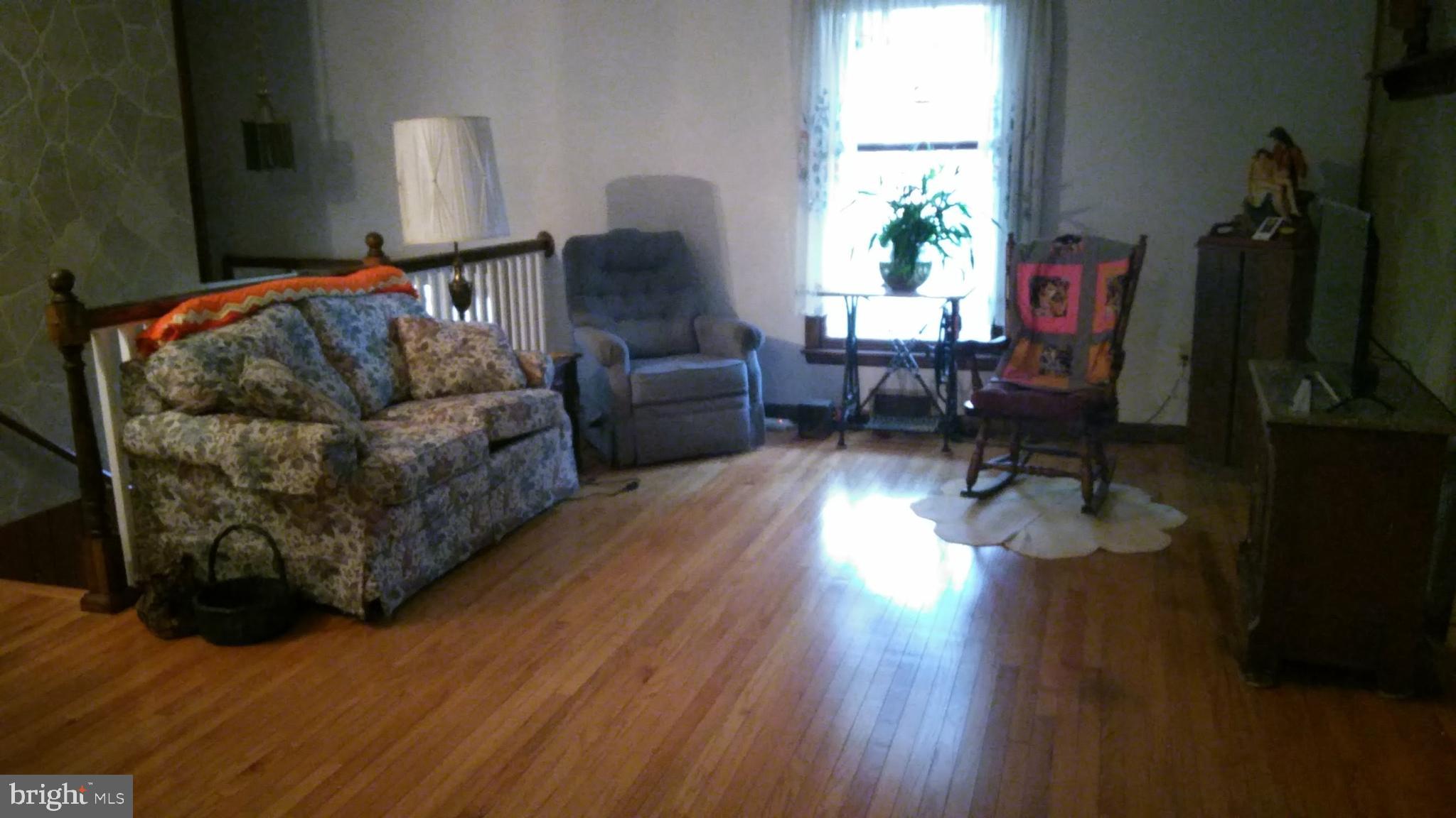 106 Northside Road Elverson, PA 19520 - Photo 10 of 36 Living Room