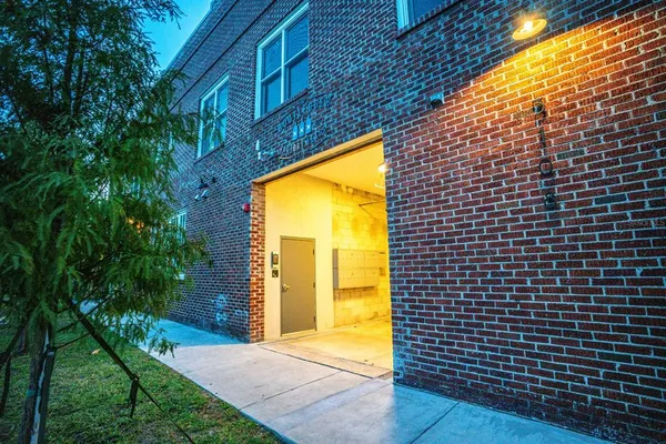 $2,195 | 3108 North Jefferson Street, Unit 210, Tampa, FL 33603