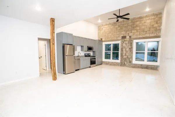 $2,195 | 3108 North Jefferson Street, Unit 210, Tampa, FL 33603