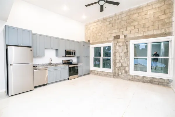 $2,195 | 3108 North Jefferson Street, Unit 210, Tampa, FL 33603