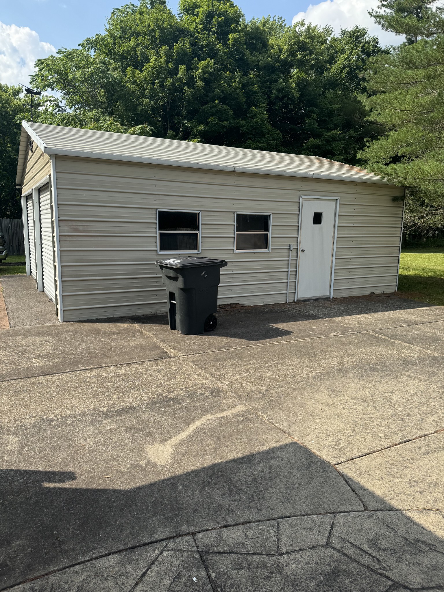 2207 Wolfe Road White Bluff, TN 37187 - Photo 10 of 42 Gallery Image 10