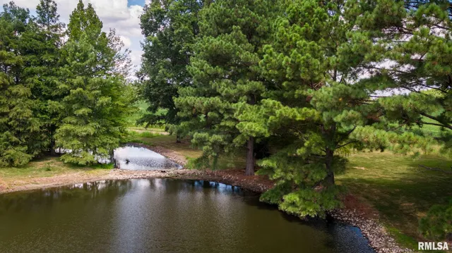 $300,000 | 541 Dallas Road, Murphysboro, IL 62966