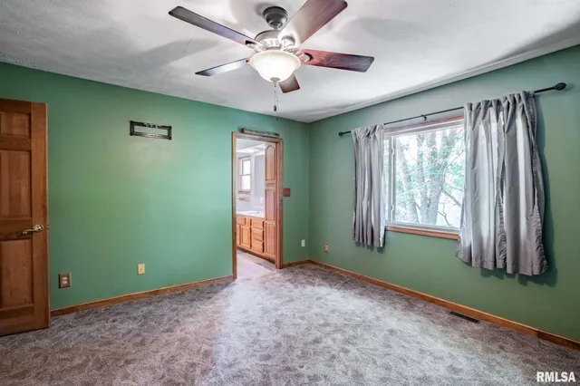 $300,000 | 541 Dallas Road, Murphysboro, IL 62966