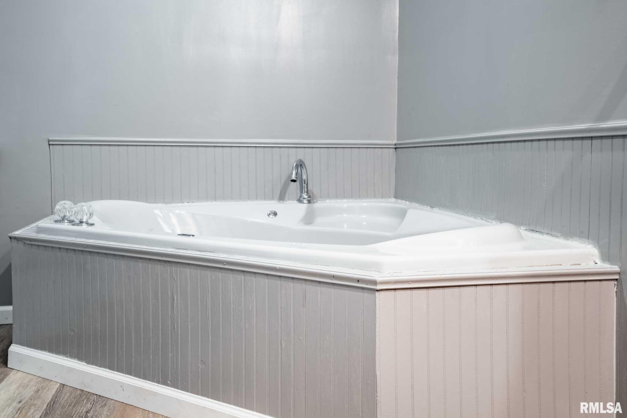 541 Dallas Road Murphysboro, IL 62966 - Photo 32 of 78