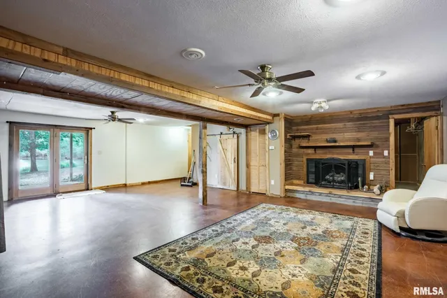 $300,000 | 541 Dallas Road, Murphysboro, IL 62966