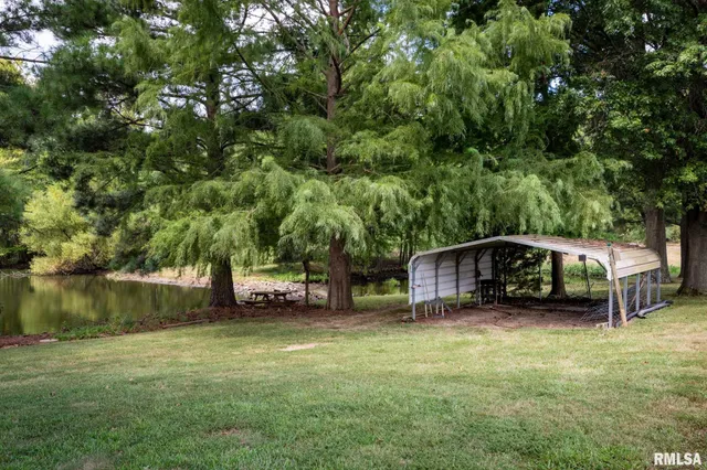 $300,000 | 541 Dallas Road, Murphysboro, IL 62966