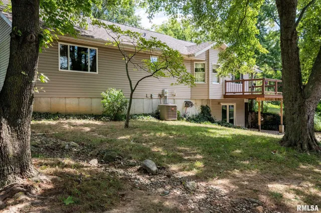 $300,000 | 541 Dallas Road, Murphysboro, IL 62966