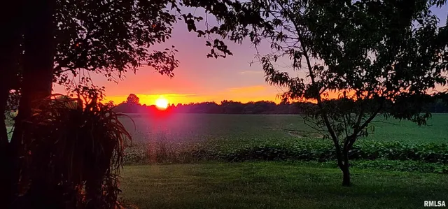 $300,000 | 541 Dallas Road, Murphysboro, IL 62966