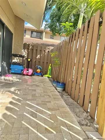 a view of a tennis court