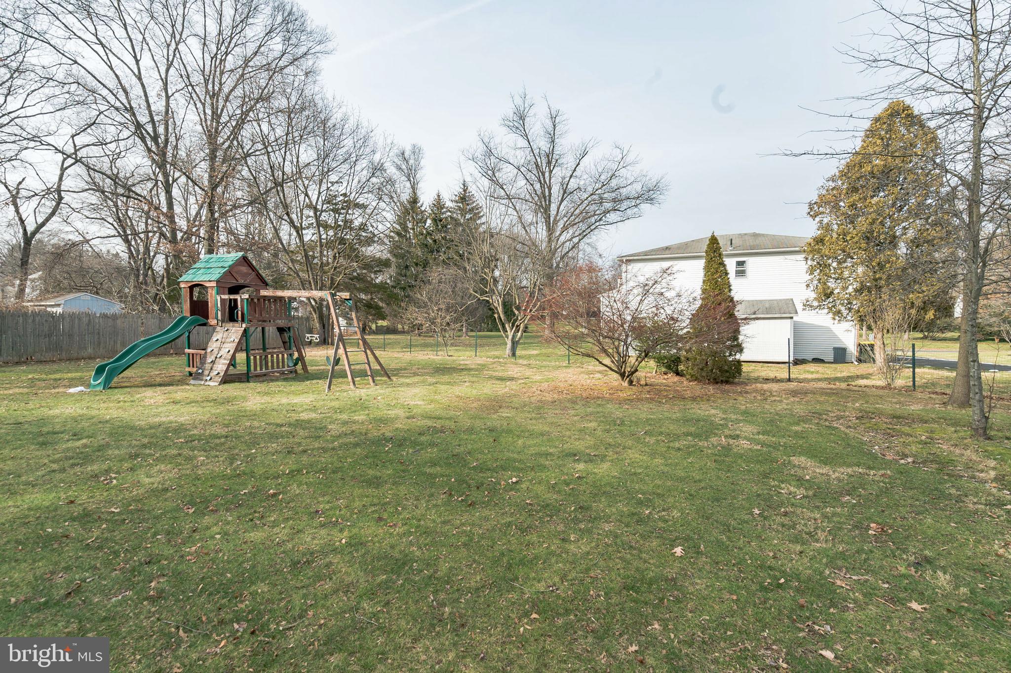 4060 Davisville Road Hatboro, PA 19040 - Photo 25 of 26 Backyard