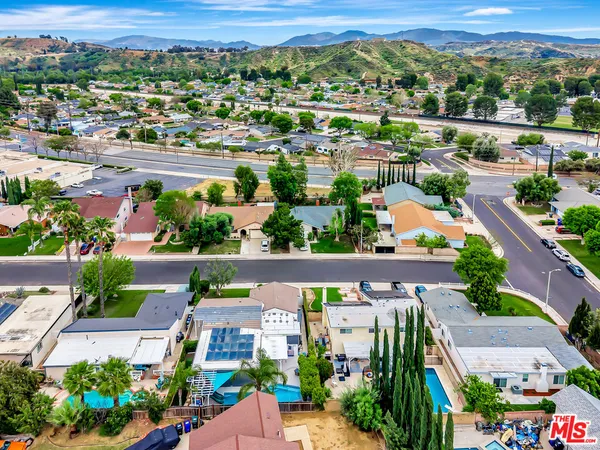 $849,999 | 26817 Cuatro Milpas Street, Valencia, CA 91354