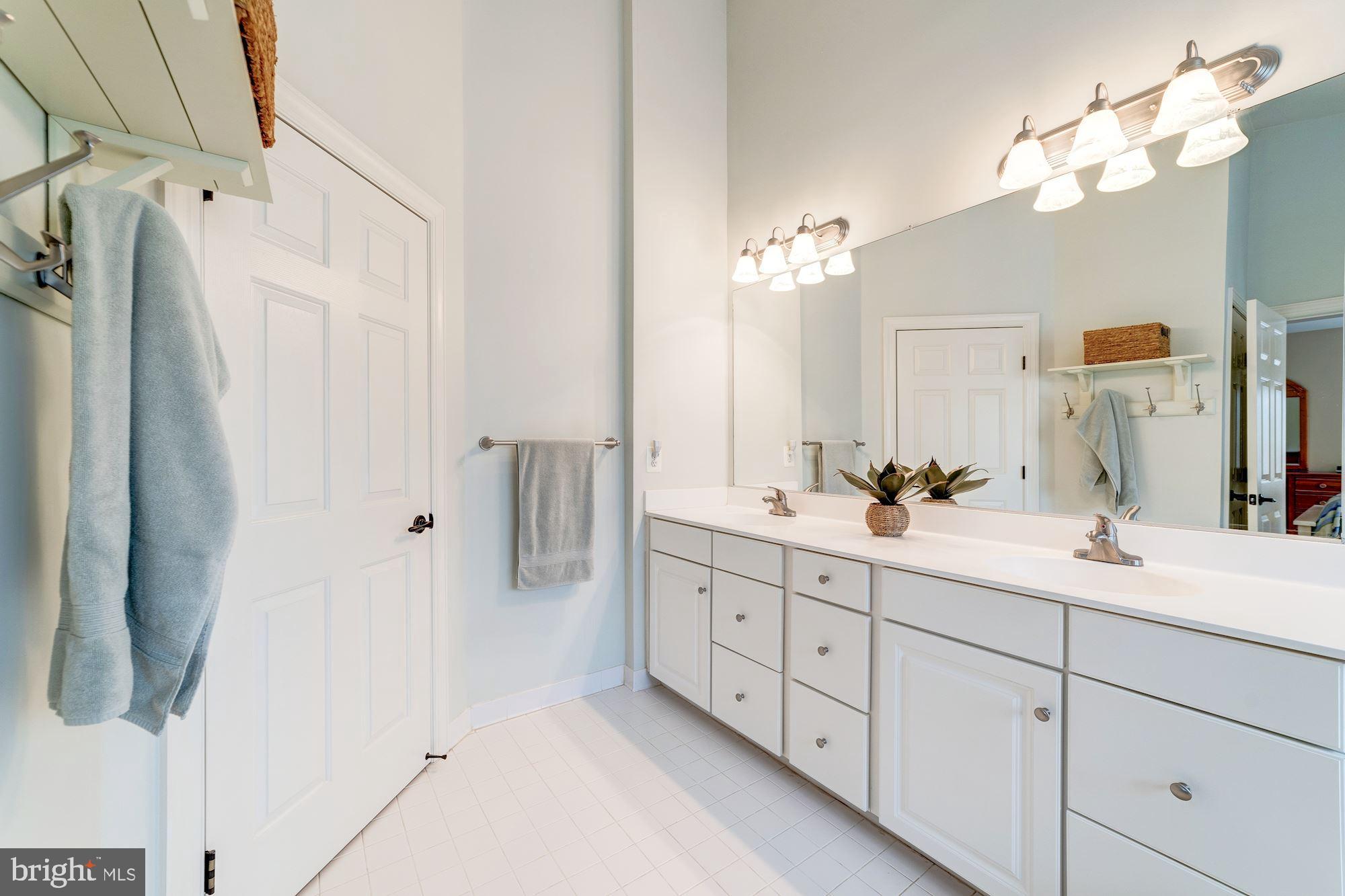 8586 Beatrice Court Springfield, VA 22152 - Photo 29 of 61 Gallery Image 29