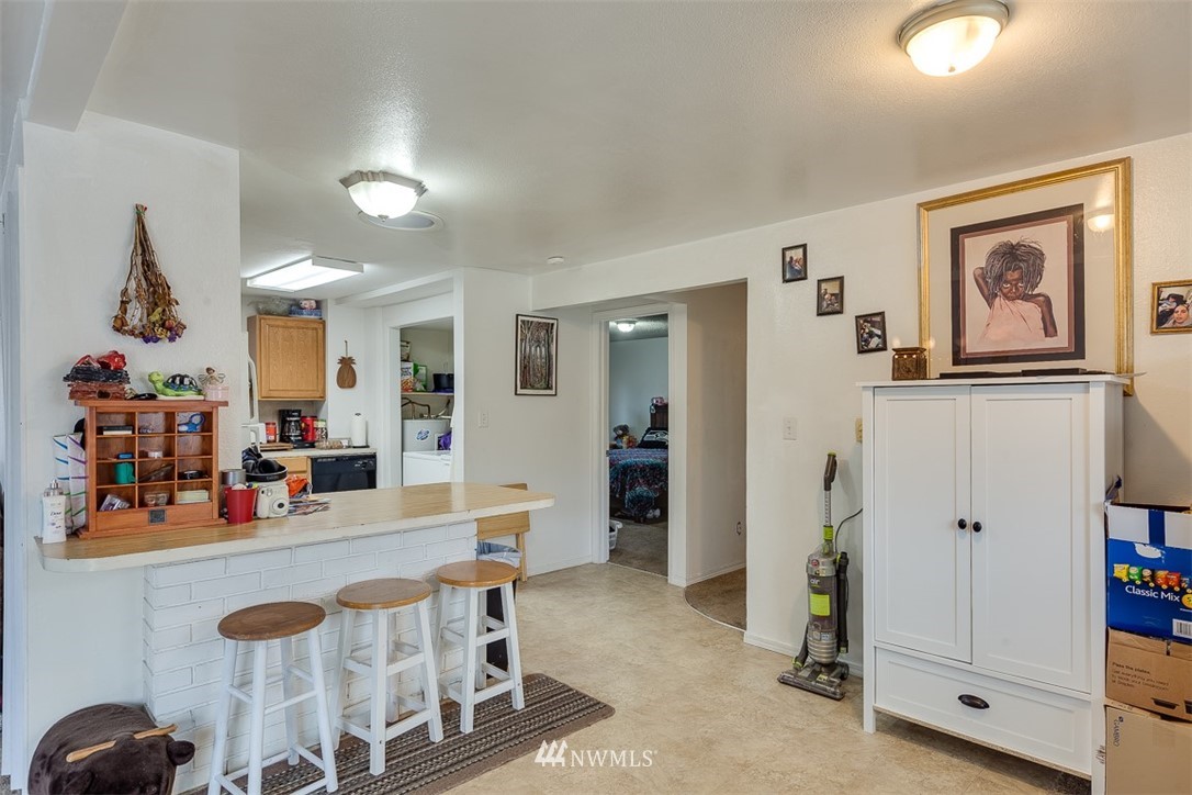 910 North Laventure Road, Unit A & B Mount Vernon, WA 98273 - Photo 4 of 16 Gallery Image 4