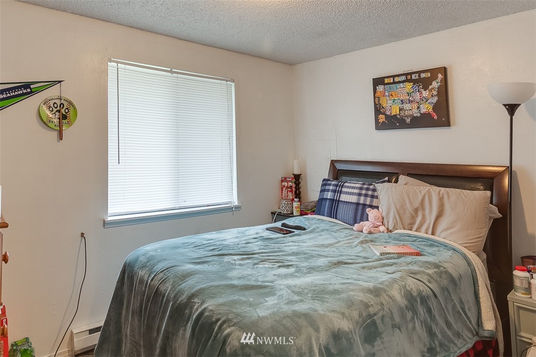 910 North Laventure Road, Unit A & B Mount Vernon, WA 98273 - Photo 6 of 16 Gallery Image 6