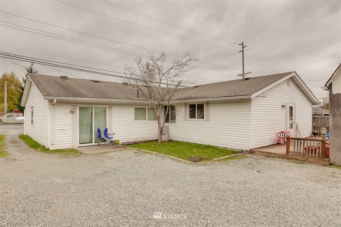 910 North Laventure Road, Unit A & B Mount Vernon, WA 98273 - Photo 9 of 16 Gallery Image 9