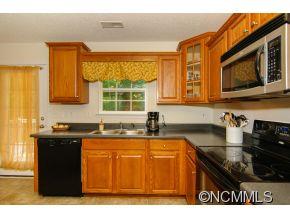 61 Bishop Road Arden, NC 28704 - Photo 5 of 13 Gallery Image 5