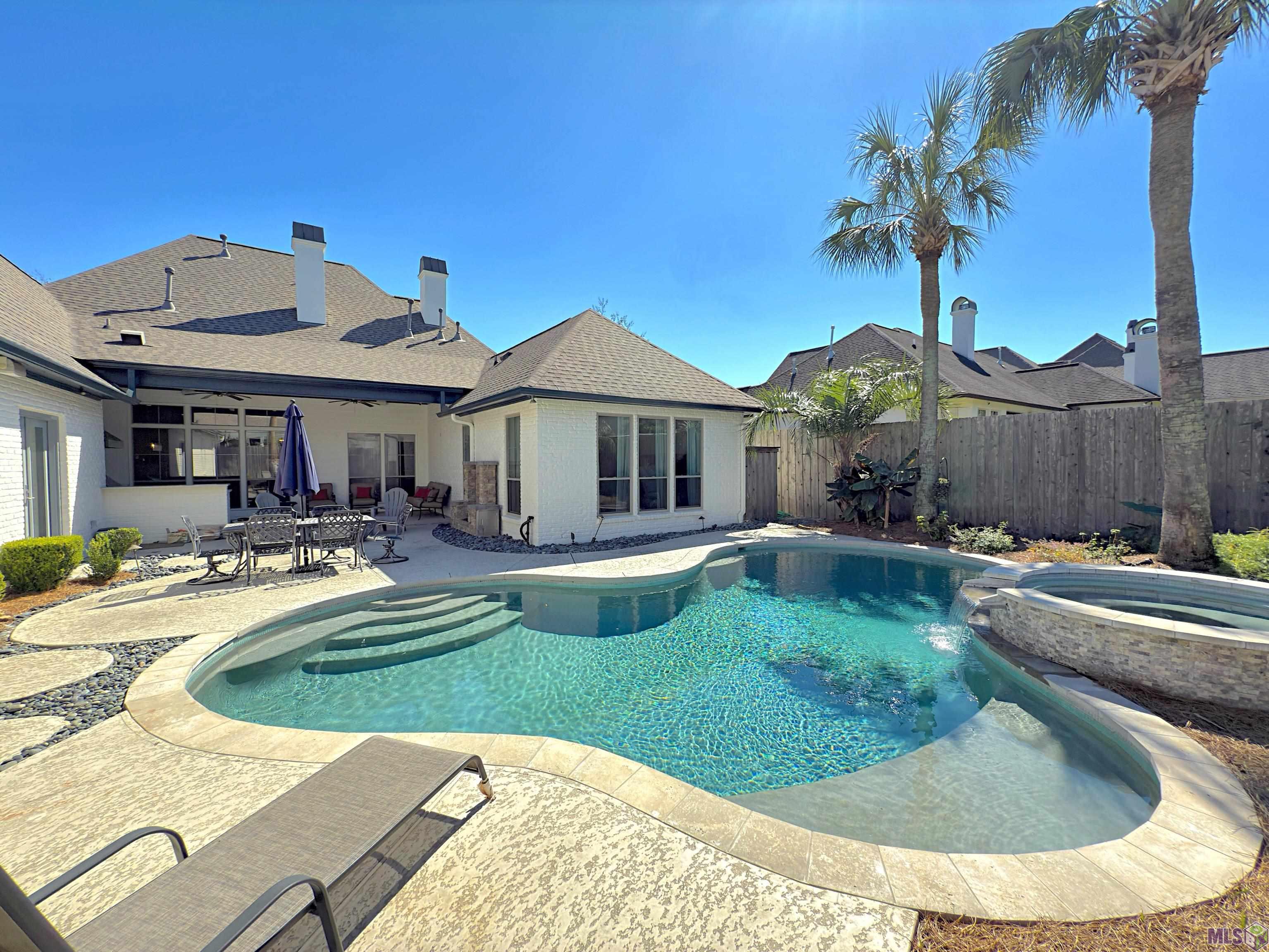 413 Longmeadow Drive Baton Rouge, LA 70810 - Photo 7 of 33