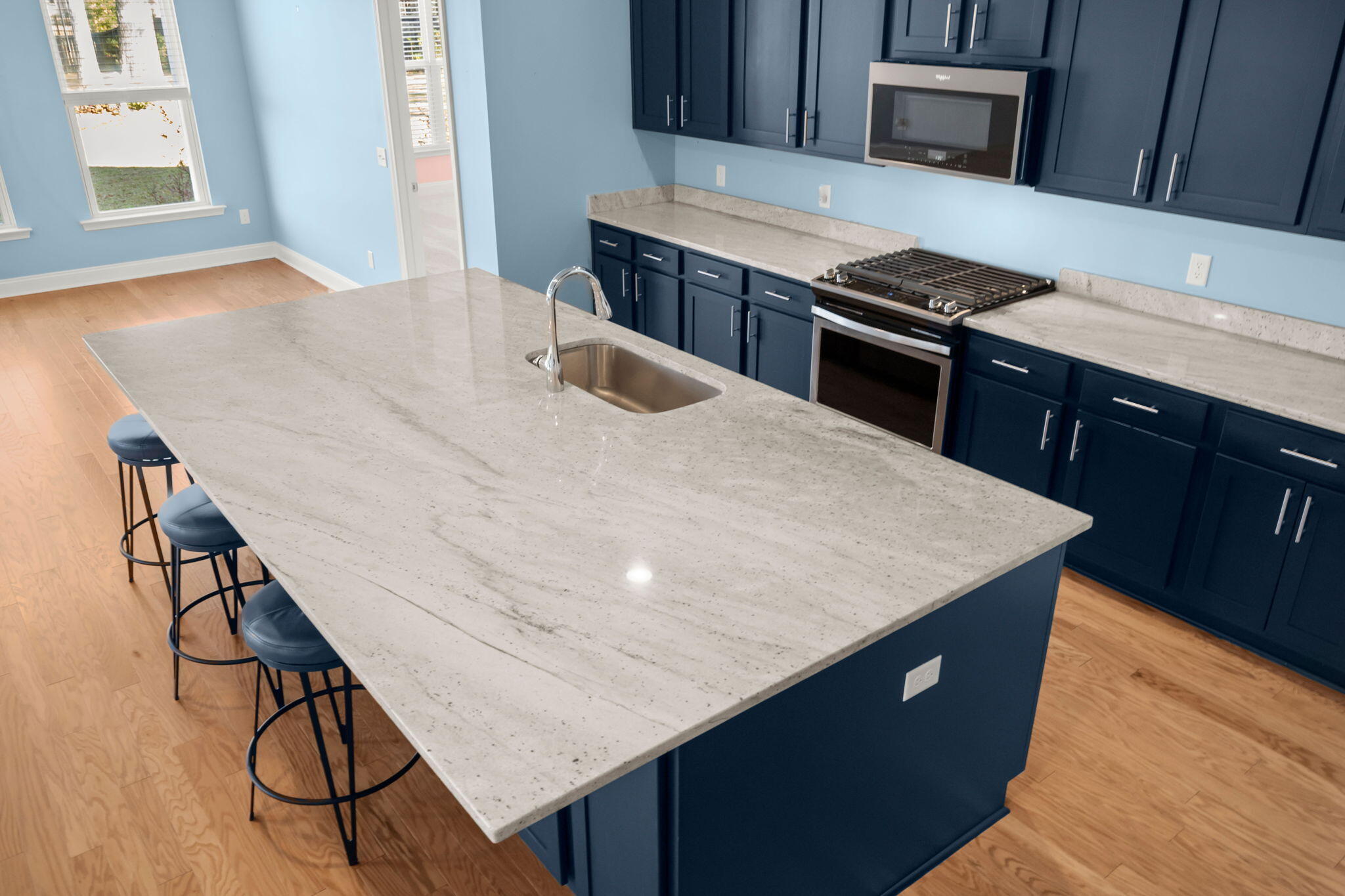104 Edisto Crossing Ridgeville, SC 29472 - Photo 12 of 37 Gorgeous Level 3 Granite Countertops