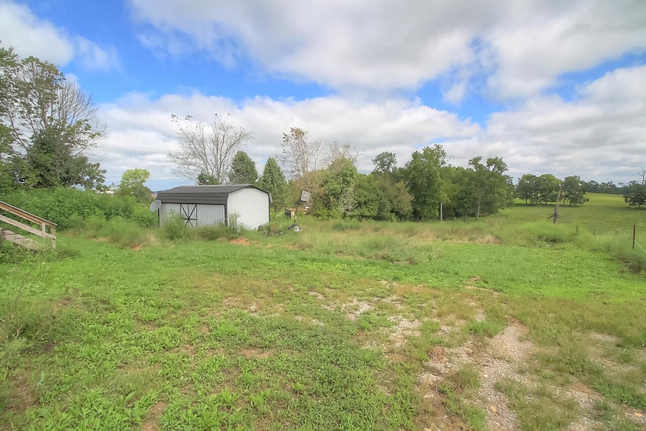1242 Branch Road Nancy, KY 42544 - Photo 32 of 34 41
