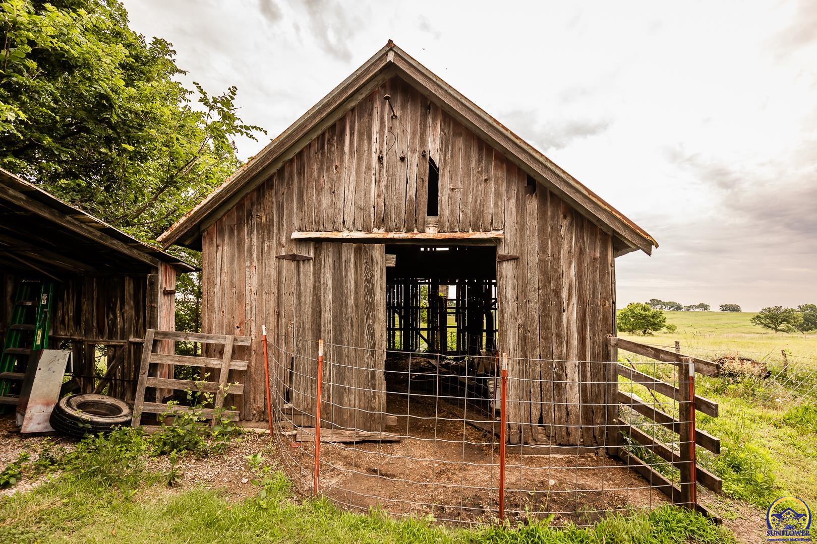 2626 Rd F Americus, KS 66835 - Photo 50 of 70