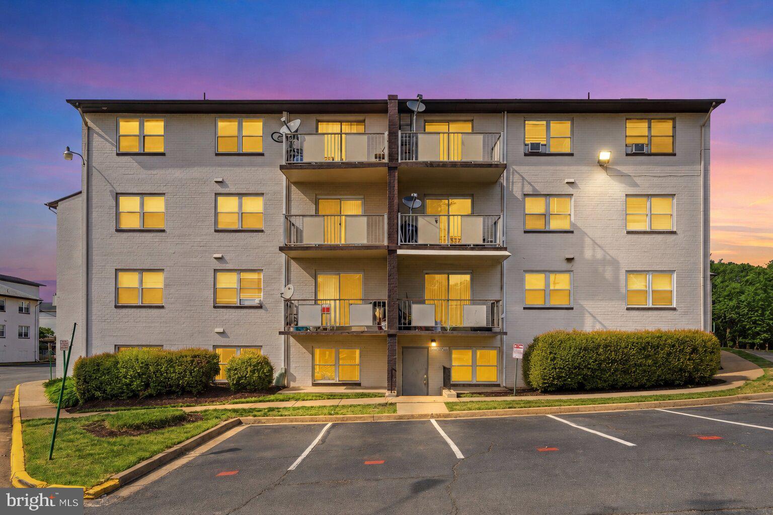 4260 Buckman Road, Unit 43 Alexandria, VA 22309 - Photo 1 of 35 a front view of a building